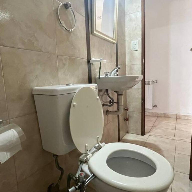Cosquín Casa a metros del río con pileta - Hasta 12 personas - Casa de 4 dormitorios - 47
