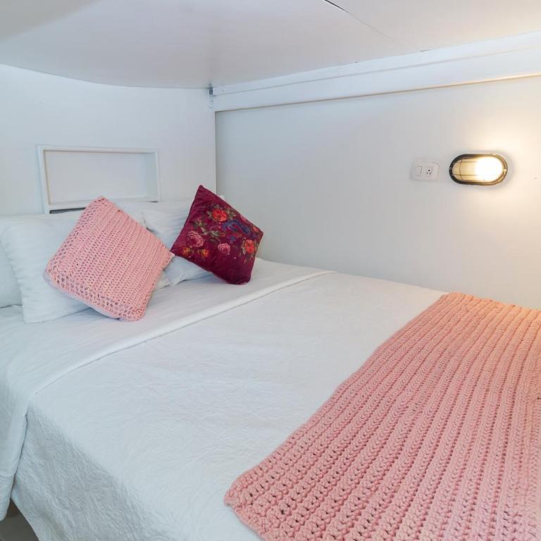 Voilá Signature Casa Isabel - Twin Room with Bunk Bed - 4