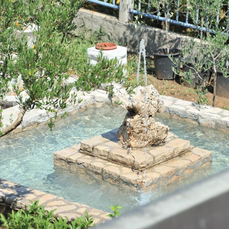 Pool House Maslina - Apartment with Pool View - 17