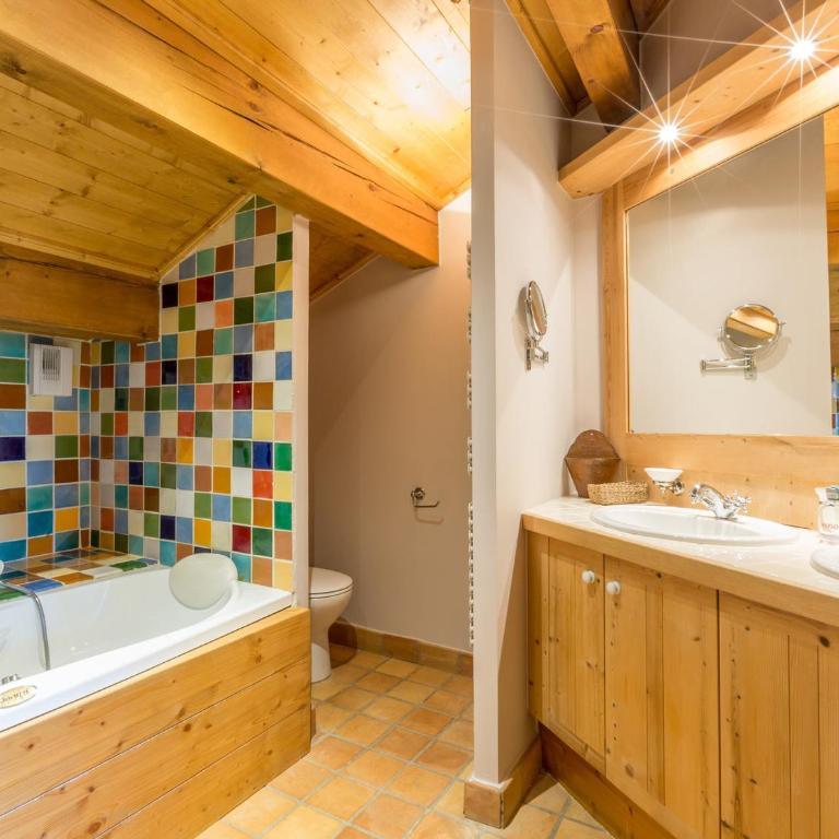 Chalet spacieux à Courchevel avec Wi-Fi et parking, proche des pistes, 5 chambres - Chalet 3 Chambres - 4