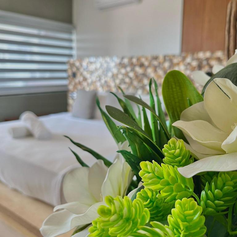 Bahia Tolok - Suite with Terrace - 2