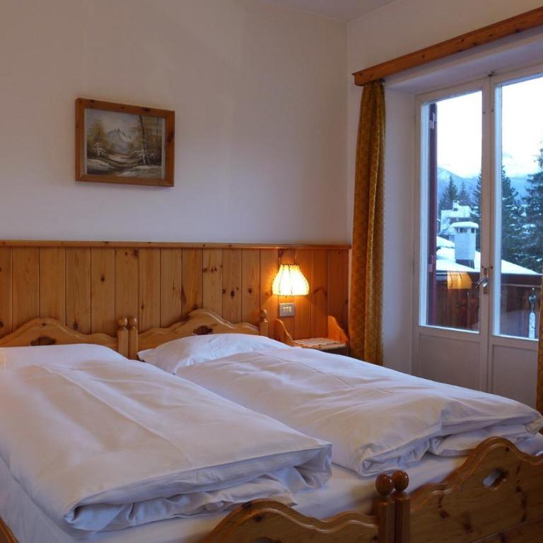 Hotel Bellaria - Cortina d'Ampezzo - parking - Camera Matrimoniale/Doppia con Letti Singoli con Vista Montagna - 1