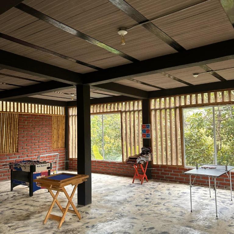 La Veranda Hotel & Restaurant - Bed in 4-Bed Female Dormitory Room - 4