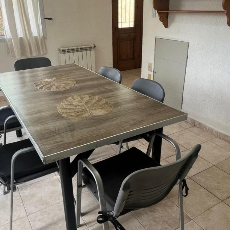 Cosquín Casa a metros del río con pileta - Hasta 12 personas - Casa de 4 dormitorios - 3