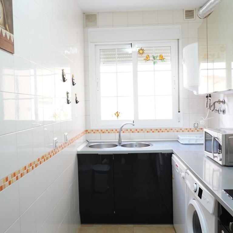 Piscina playa y relax en familia - Two-Bedroom House - 11