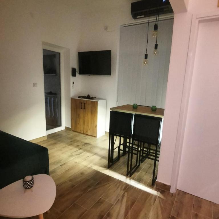Apartman GreenPine - Apartman sa 1 Spavaćom Sobom - 6