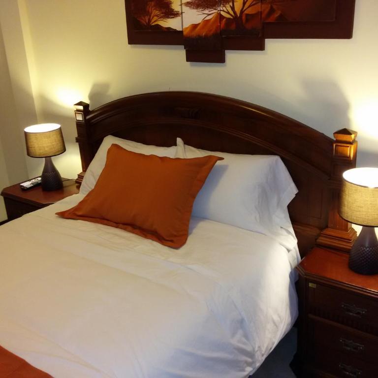 Hotel Las Mercedes Airport-Quito - Matrimony Room - 18