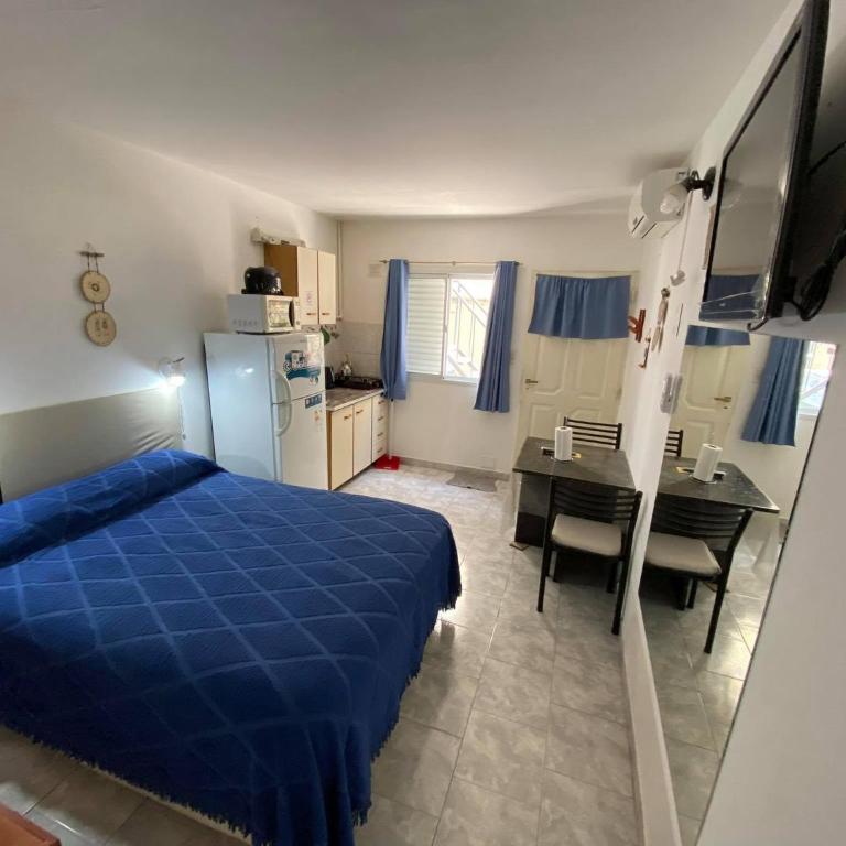 Alquileres "Agus" - Estudio con 1 cama grande - 12