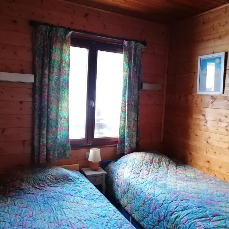 Chalet savoyard avec terrasse, proche des pistes et vue sur montagne - FR-1-459-129 - Chalet (6 adultos) - 8