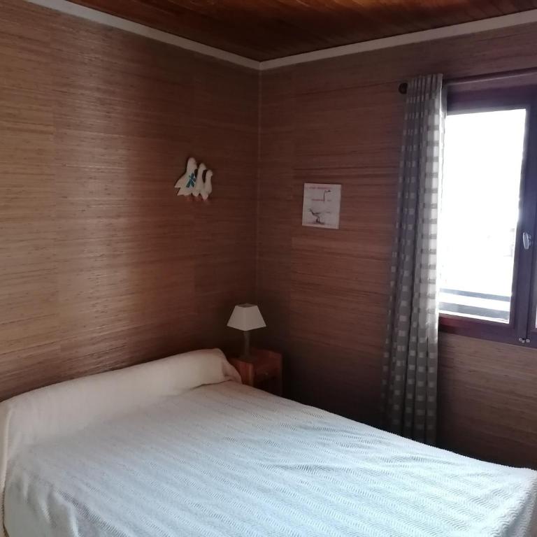 Chalet savoyard avec terrasse, proche des pistes et vue sur montagne - FR-1-459-129 - Chalet (6 adultos) - 9