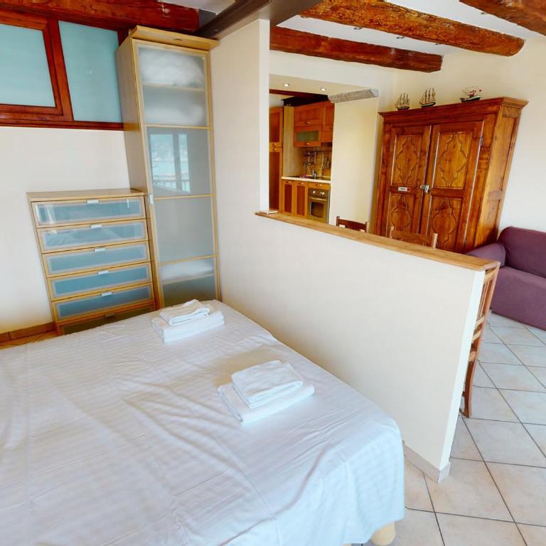 Loft 2 pièces vue mer dans vieille ville, plages à deux pas - FR-1-196-195 - Appartement (5 Adultes) - 4