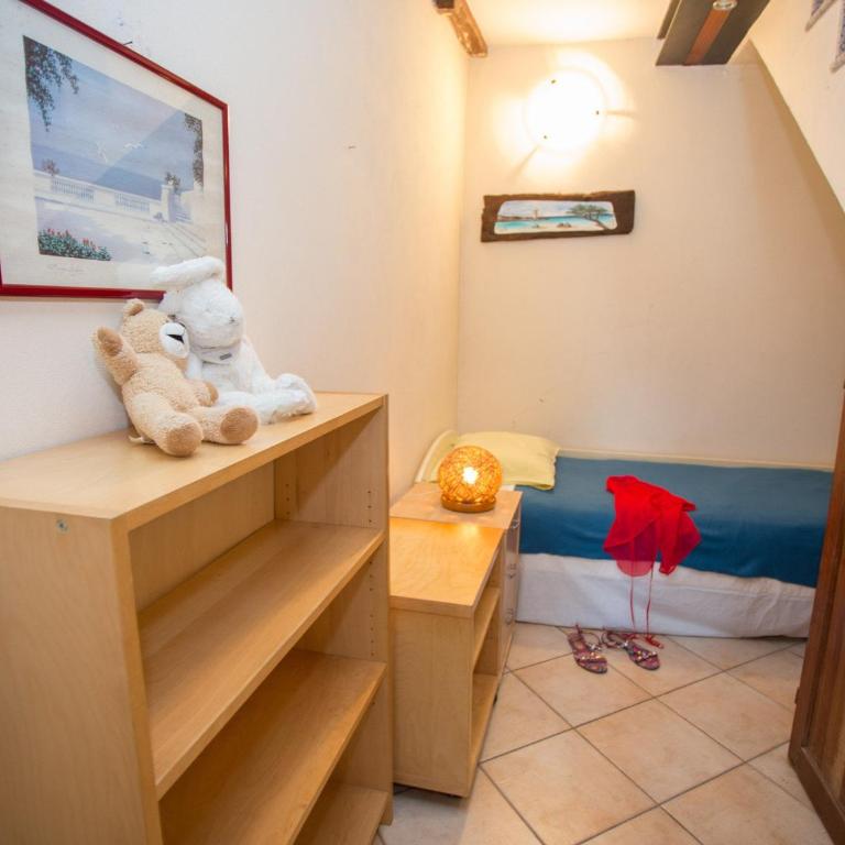 Loft 2 pièces vue mer dans vieille ville, plages à deux pas - FR-1-196-195 - Appartement (5 Adultes) - 8