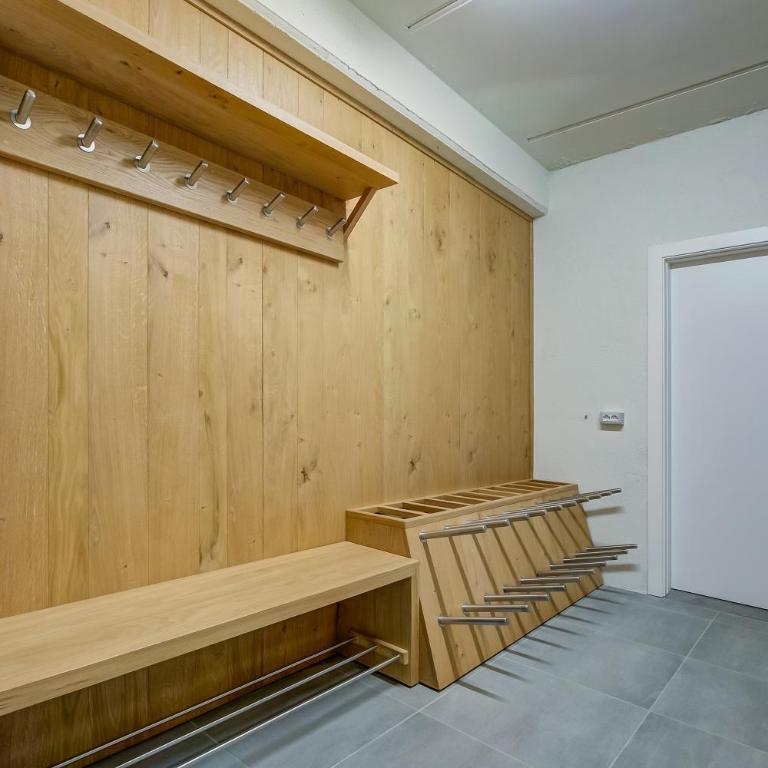 Chalet Merveille Ski In - Ski Out for 9 - Chalet - 29