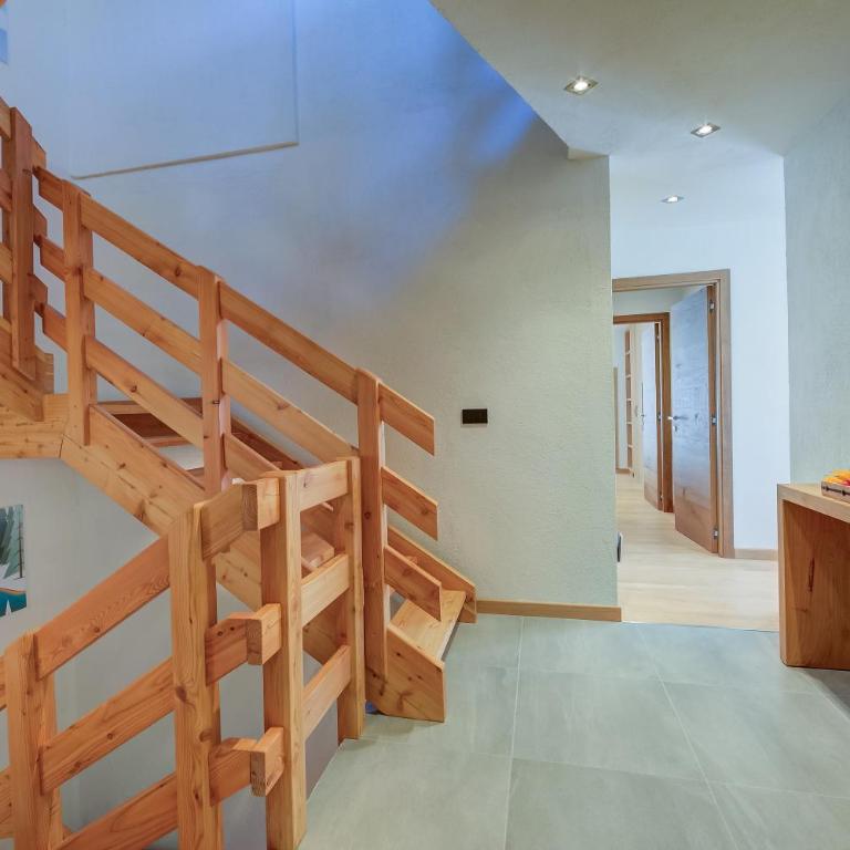Chalet Merveille Ski In - Ski Out for 9 - Chalet - 27