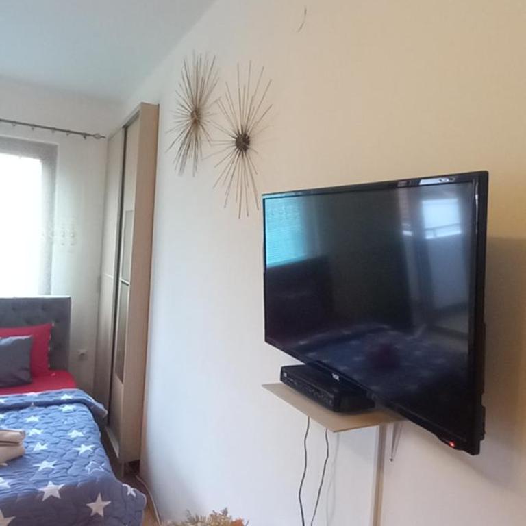 Luka Lux - Apartman sa 1 Spavaćom Sobom - 2