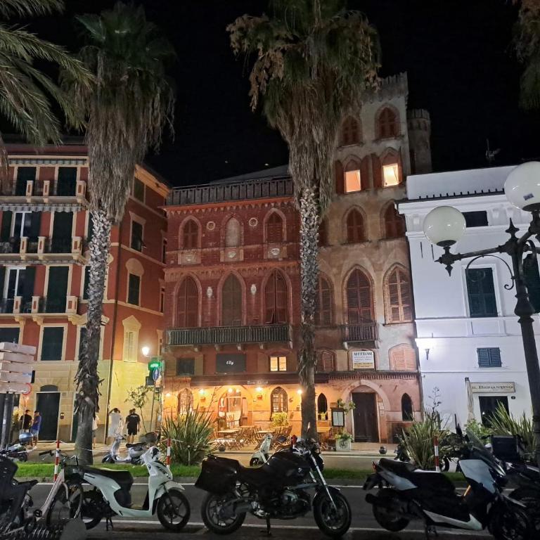 182 - Casa degli Ulivi Cavi di Lavagna, 50metri dal mare e dalle spiagge - Appartamento con 2 Camere da Letto - 47