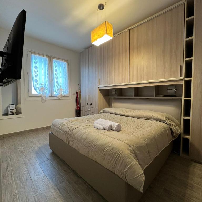 PM 10 Via Joan Mirò Guest House - Appartamento con 1 Camera da Letto - 1