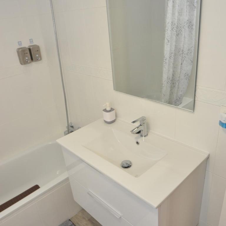 Alojamiento Azahara - Habitación Doble Superior - 19