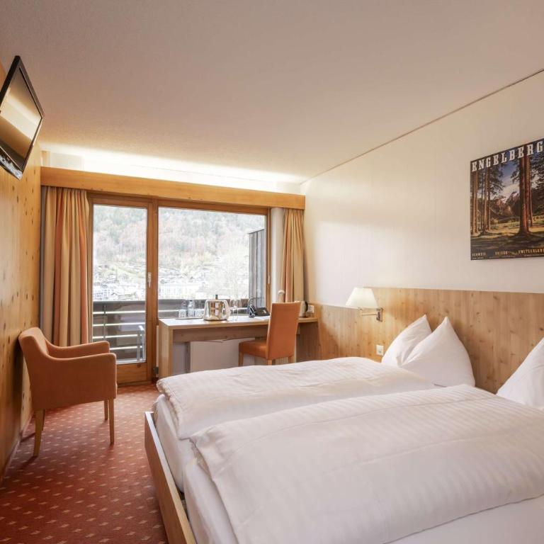 Hotel Restaurant Bänklialp - Doppelzimmer mit Bergblick - 2