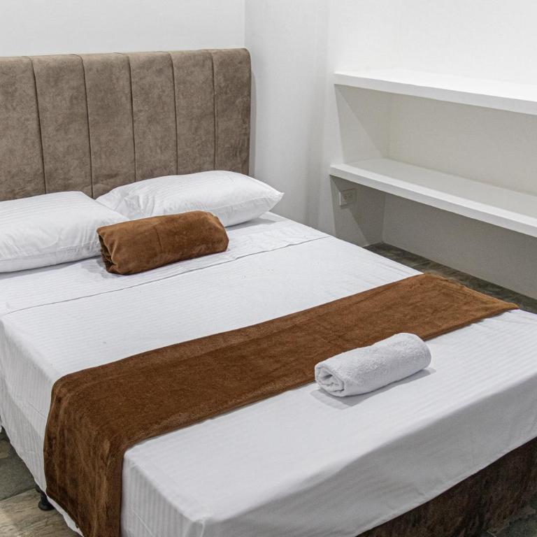 Hotel Maranta - Double Room with Private Bathroom - 2