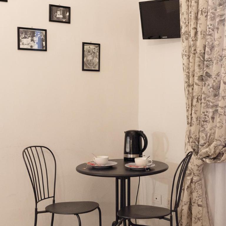 B&B Dei Decumani - Camera Matrimoniale/Doppia con Letti Singoli - 26