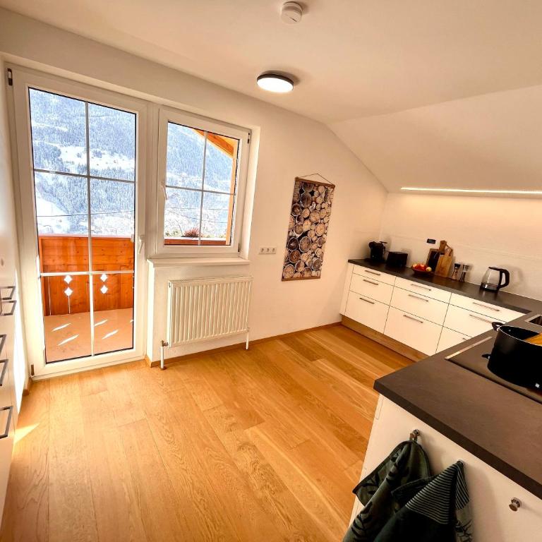 Landhaus Alpenzeit - Apartment mit 3 Schlafzimmern und Dusche - 15