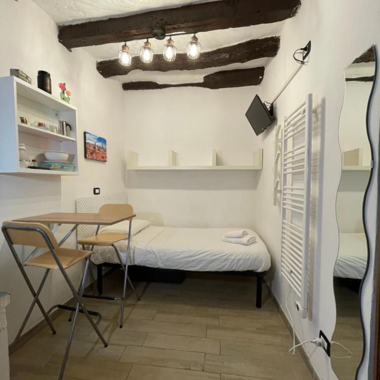 HouSmart Torleone 13 - One-Bedroom Apartment - 1