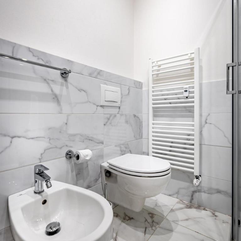 Residenza24 - Triple Room with Private Bathroom - 8