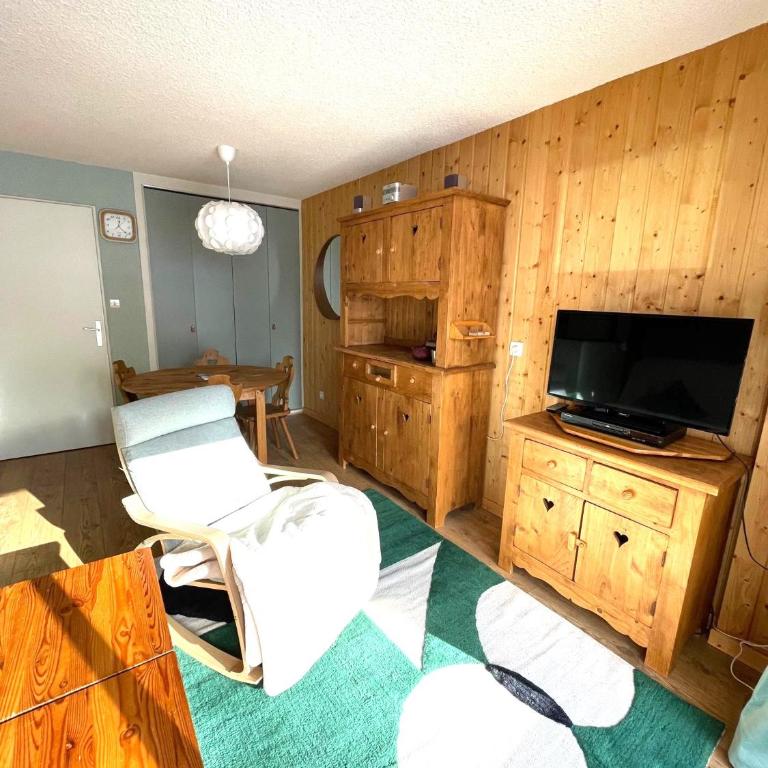 Appartement T1 pour 5 aux 2 Alpes - Terrasse sur jardin, Wi-Fi, parking gratuit - Appartamento con 2 Camere da Letto - 21