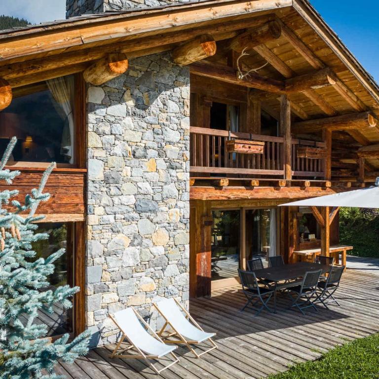 Chalet traditionnel 5 chambres, 10 pers, parking, terrasse, proche La Balme - FR-1-459-210 - Chalet - 2