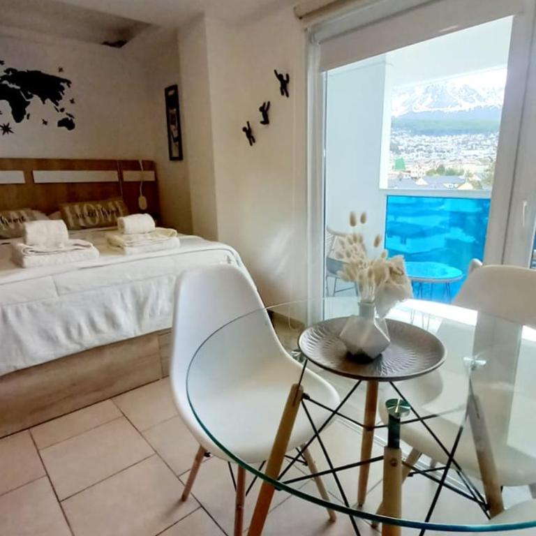Cálido estudio con balcón y vistas a las montañas - Apartamento de 1 dormitorio - 1