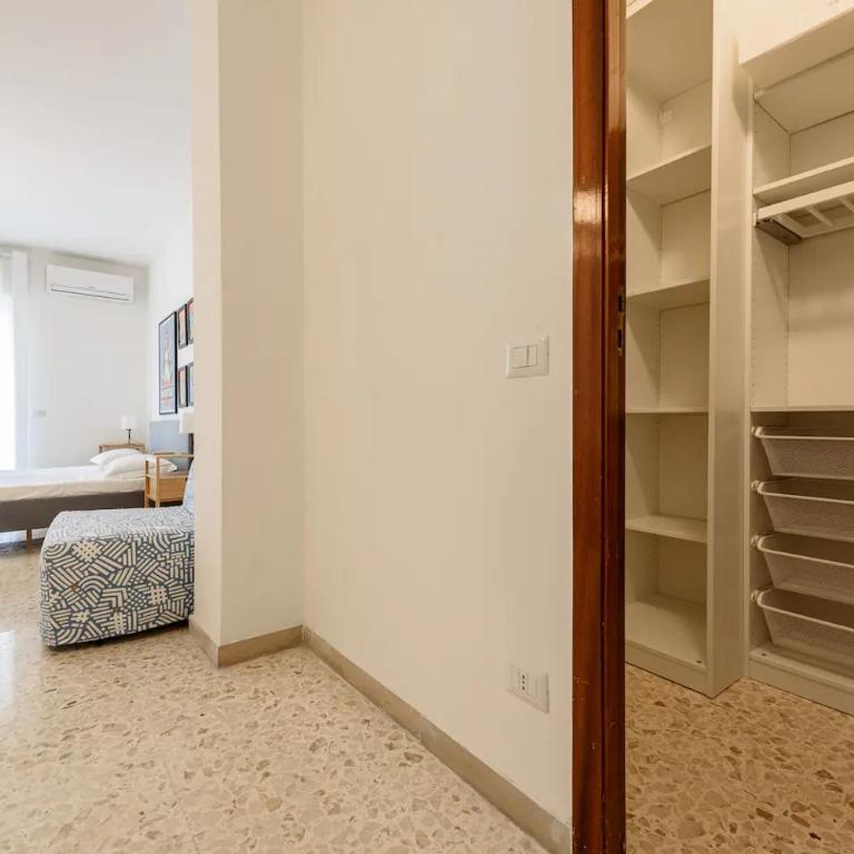 Appartamento 2BR per 5 con Patio Privato - Vicino Centro - Two-Bedroom Apartment - 15