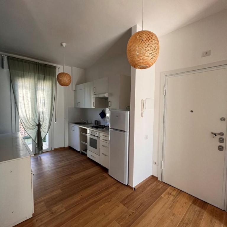 Trilo Lorenzo - In centro ed a soli 30 m dal mare - Apartment with Balcony - 3