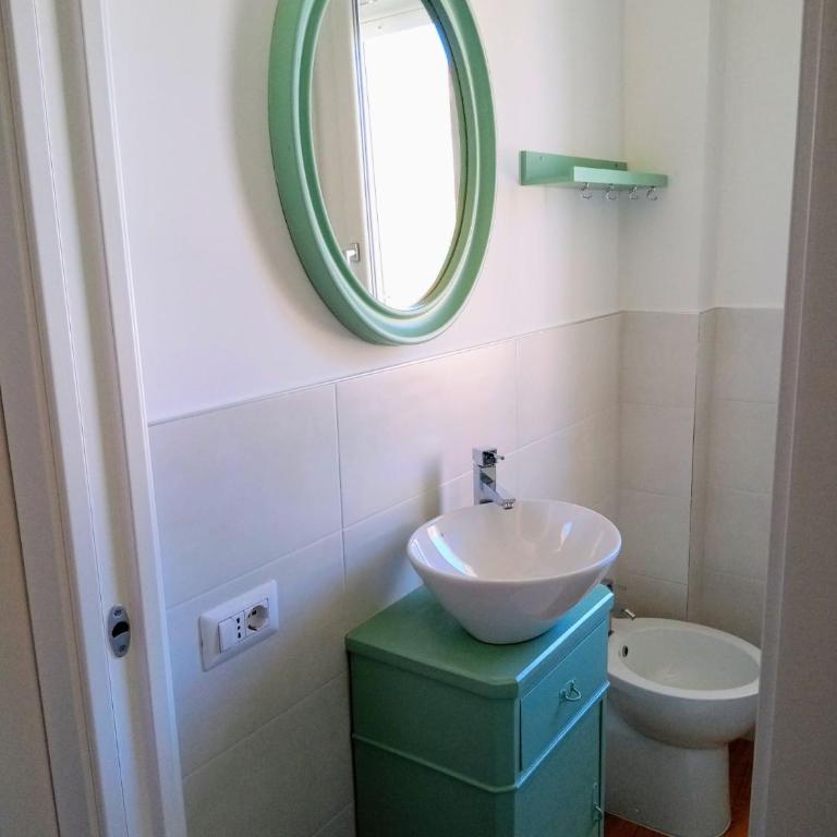 Trilo Lorenzo - In centro ed a soli 30 m dal mare - Apartment with Balcony - 13