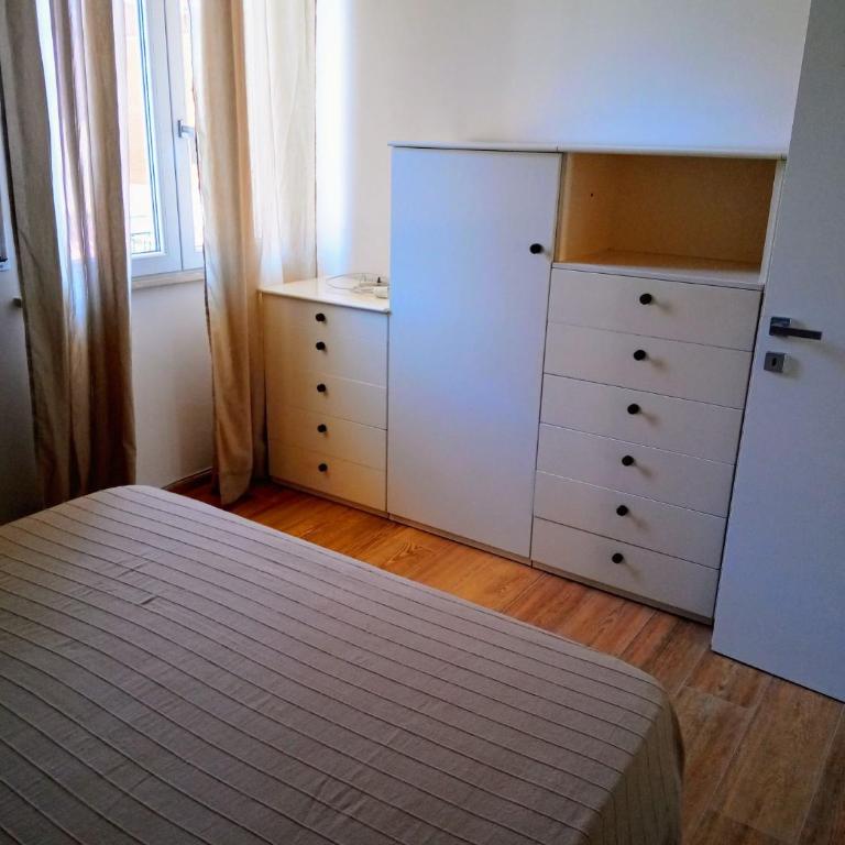Trilo Lorenzo - In centro ed a soli 30 m dal mare - Apartment with Balcony - 11
