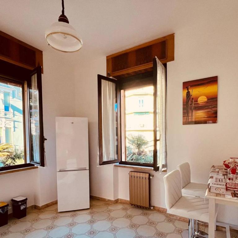 Premier étage - Two-Bedroom Apartment - 14