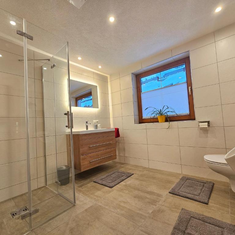 Apart Auszeit - Apartment mit Terrasse - 13