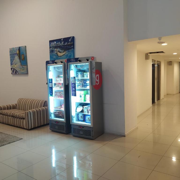 Dto Costanera Antigua Cerveceria 3 dorm 2 cocheras 4 cuadras del centro - Three-Bedroom Apartment - 32