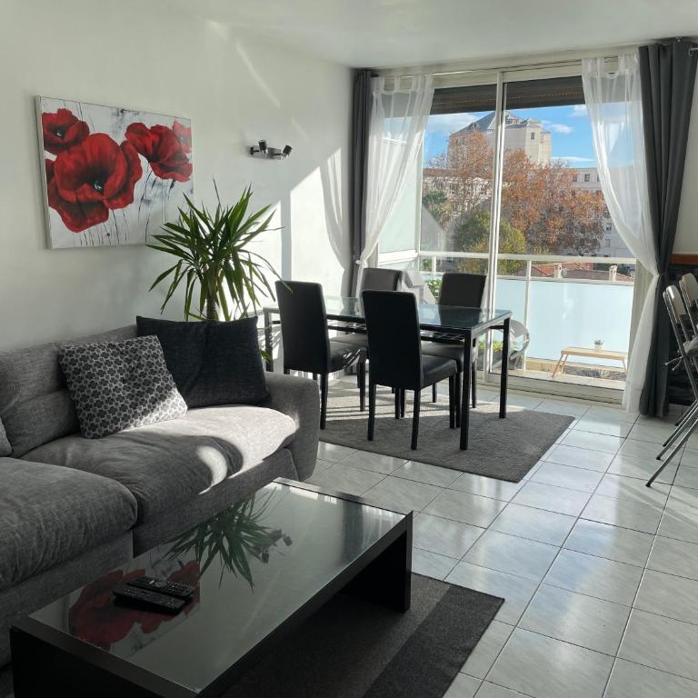 Appartement Port Marianne Montpellier - Apartamento de 2 dormitorios - 66
