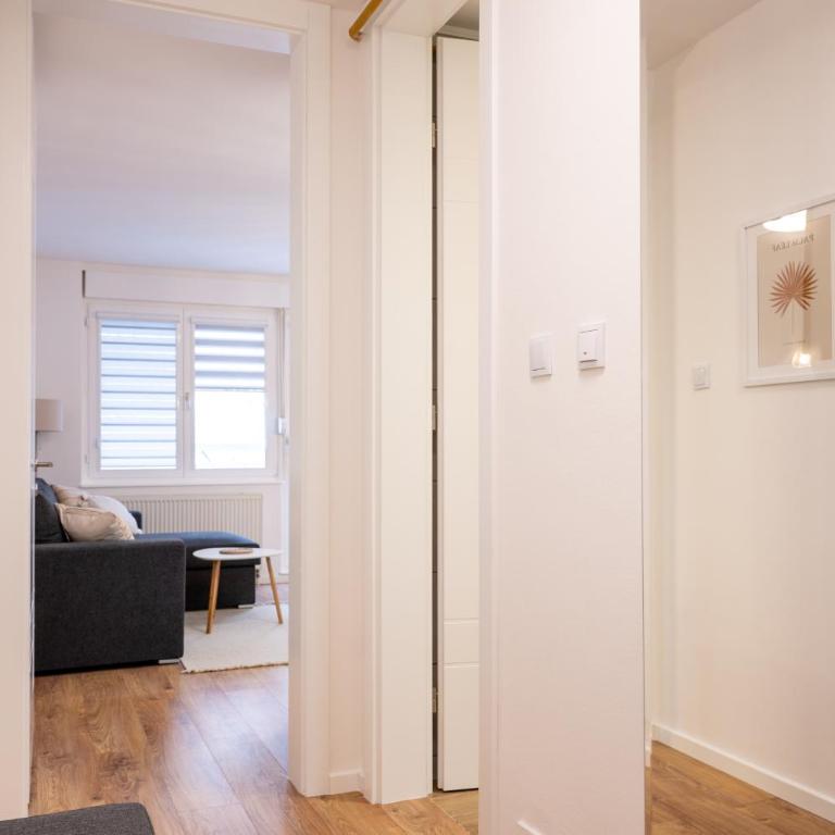 Poppy Elegance City Center & Free parking - One-Bedroom Apartment - 20