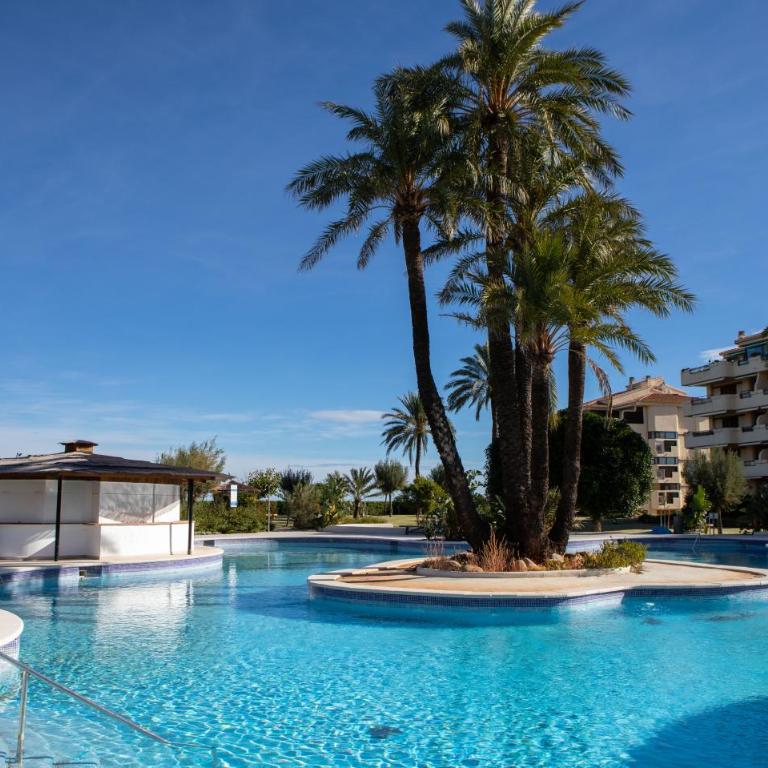 Apartamento Playa Grande Dénia en primera línea de playa con piscina y gran terraza by Family Homes - Apartamento de 2 dormitorios - 2