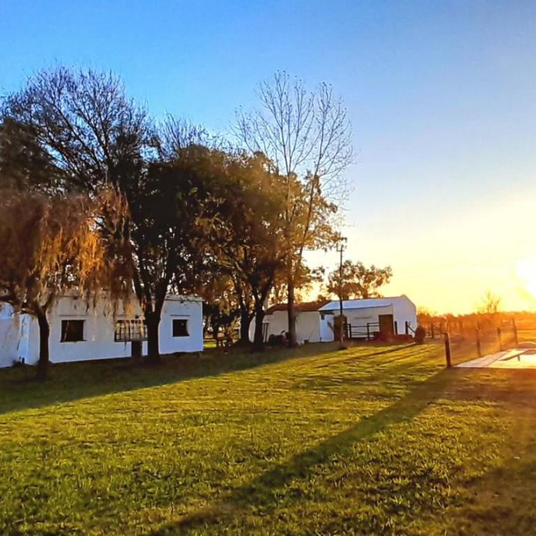 Casa de campo en Zapiola , Lobos, Buenos Aires. - Vacation Home - 37