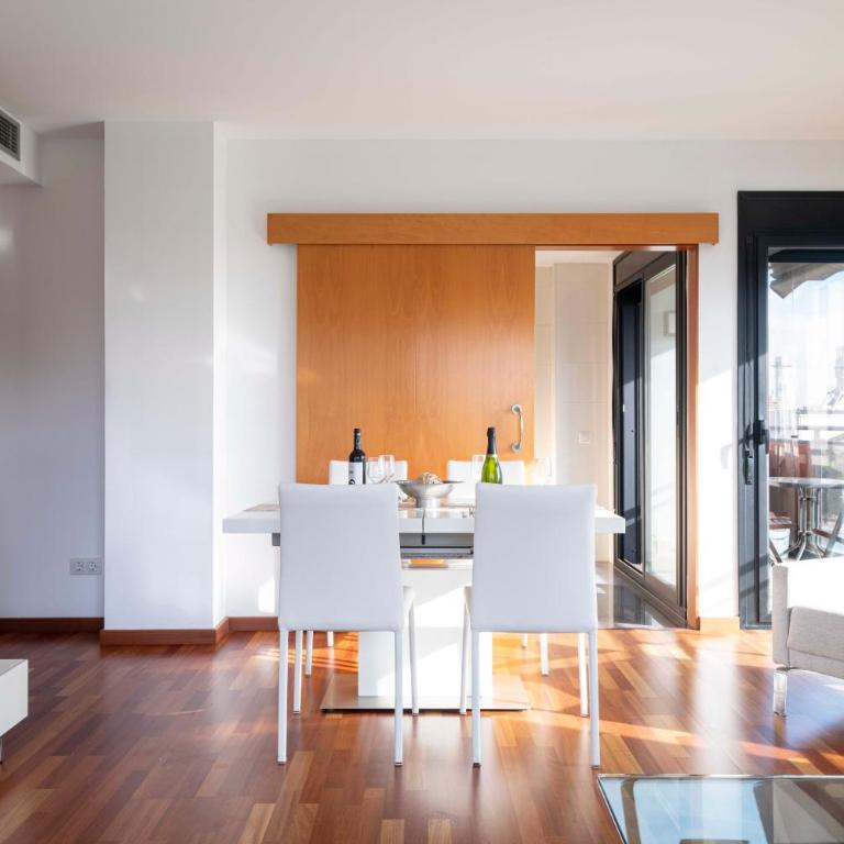 Apartment close to Diagonal Beach - Three-Bedroom Apartment - 1