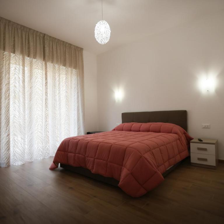 B&B a Salerno - Camera Matrimoniale con Balcone - 1