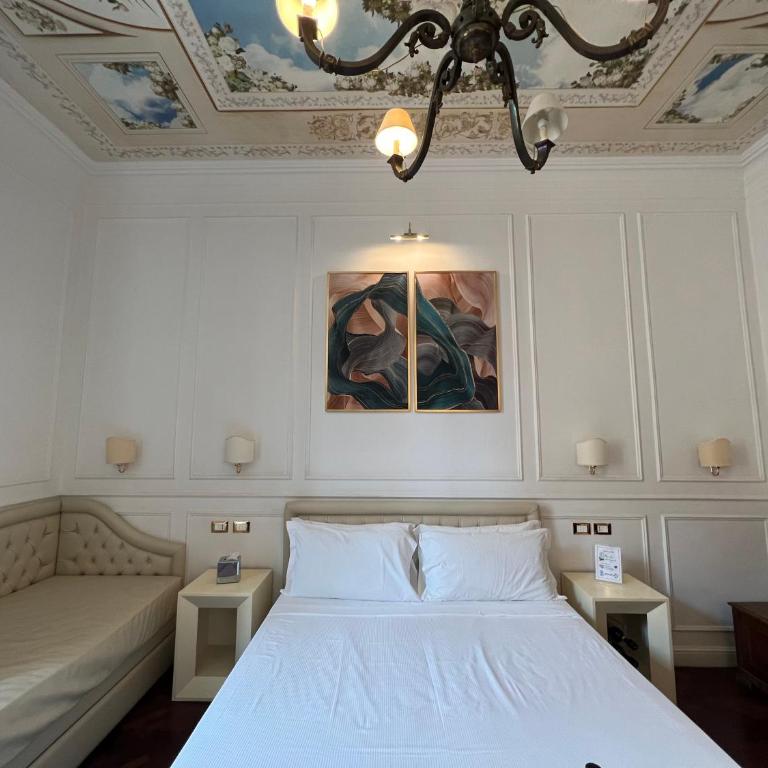 Navona Central Suites - Suite Superior con Vasca Idromassaggio e Sauna a Vapore - 33