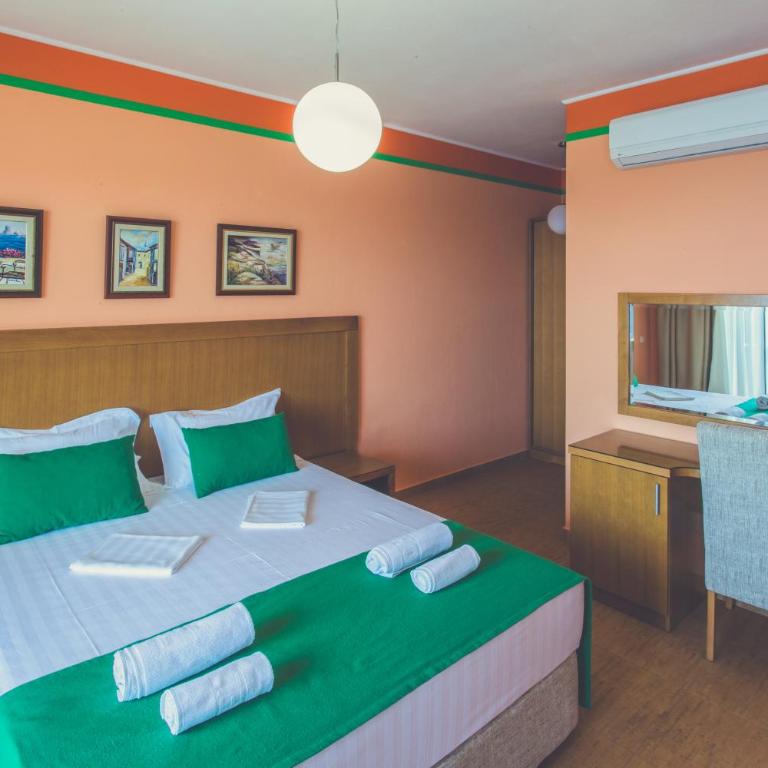 Apartments Deus - Comfort Studio with Balcony and Sea View - 4