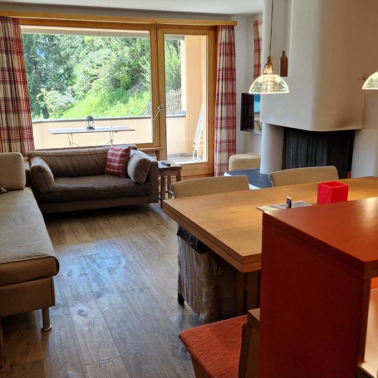 Aparthotel Chesa Bellaval - Apartment mit Seeblick - 1