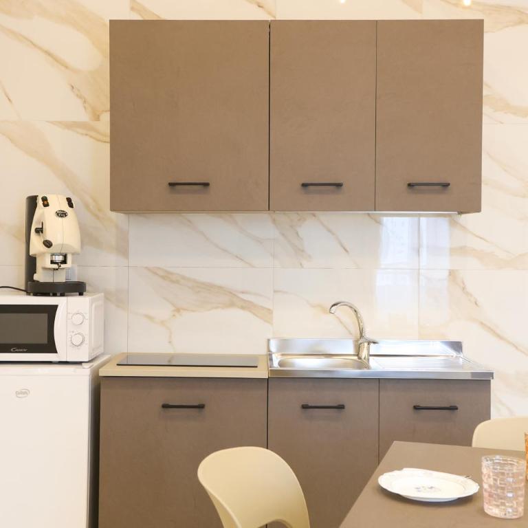House Emy in central Naples - Appartamento con 1 Camera da Letto - 24
