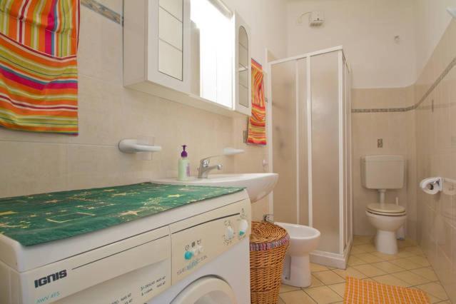 Case vacanze Mirko IMPERIA BORGO MARINA - Appartamento con 1 Camera da Letto - 6
