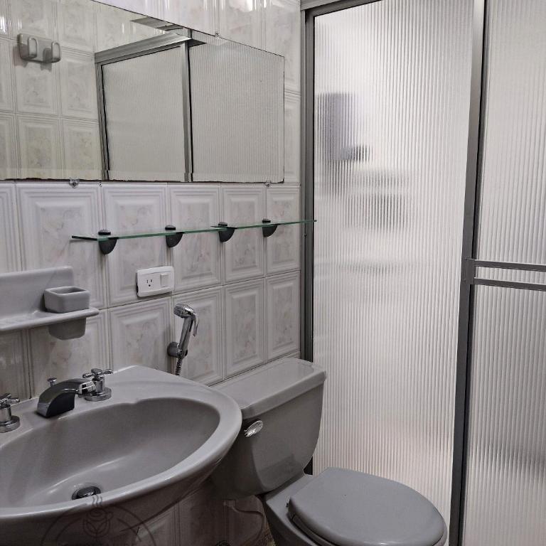 EL HOSTAL DE FIDELINA - Habitación Triple con baño privado - 3